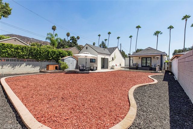 1553 Western, Glendale, CA 91201