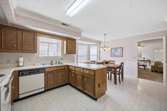 6595 Hickory Meadow Drive, Chattanooga, TN 37421