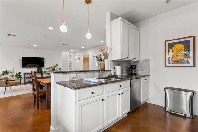 1914 Garden ST, Austin, TX 78702