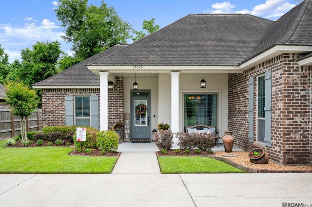 11376 Oak Run Dr, Geismar, LA 70734