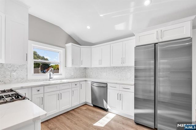 715 Evans Street 2, Paramus, NJ 07652