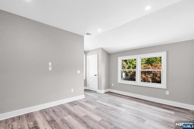 715 Evans Street 2, Paramus, NJ 07652