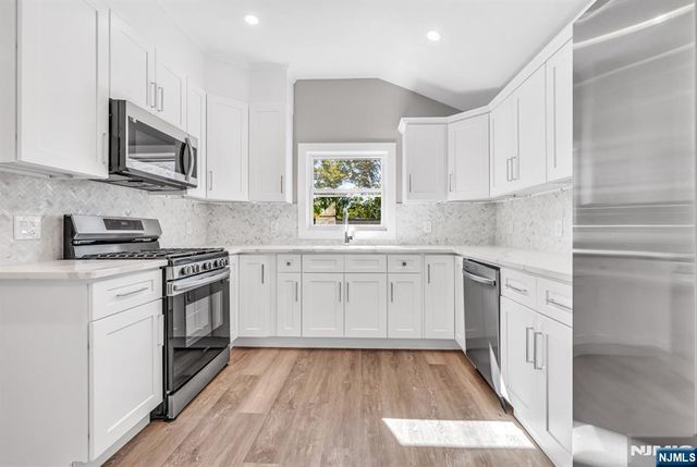 715 Evans Street 2, Paramus, NJ 07652