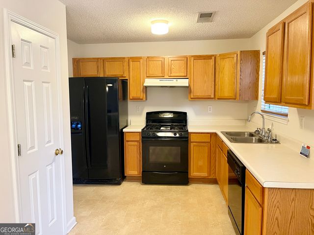 490 Cherry Branch Lane, Fairburn, GA 30213