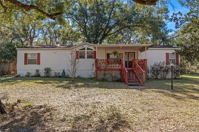 8566 E Beacon Court, Floral City, FL 34436