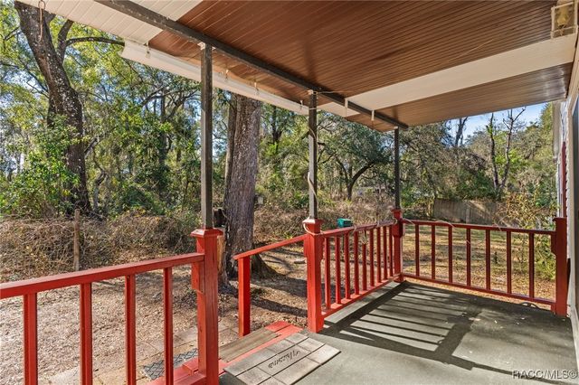 8566 E Beacon Court, Floral City, FL 34436