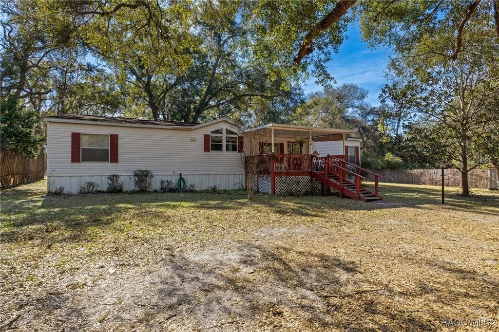 8566 E Beacon Court, Floral City, FL 34436