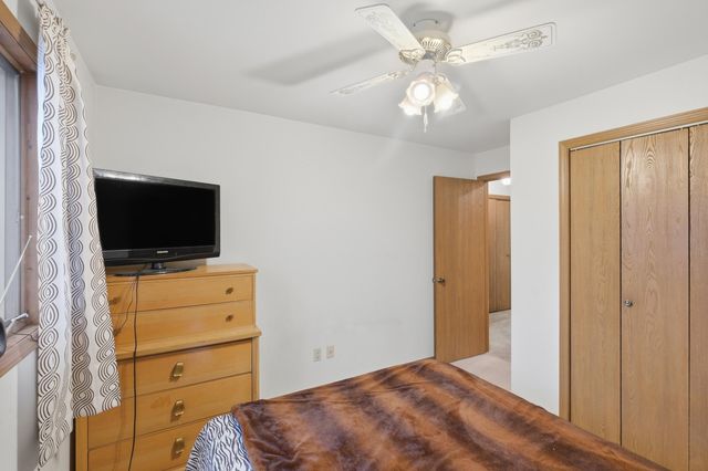 2543 Harvest Drive, Crown Point, IN 46307