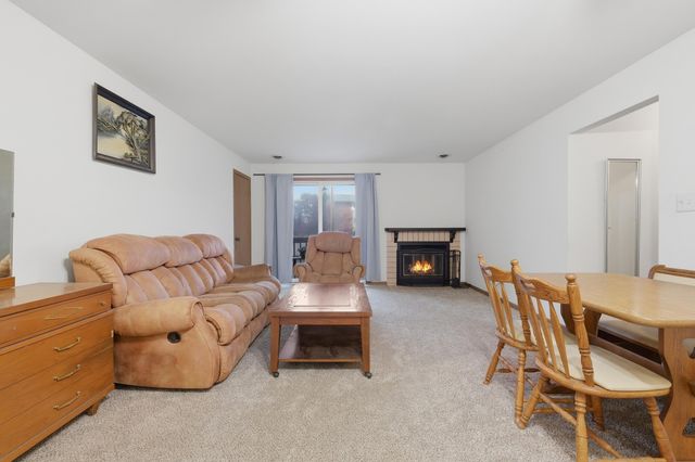 2543 Harvest Drive, Crown Point, IN 46307