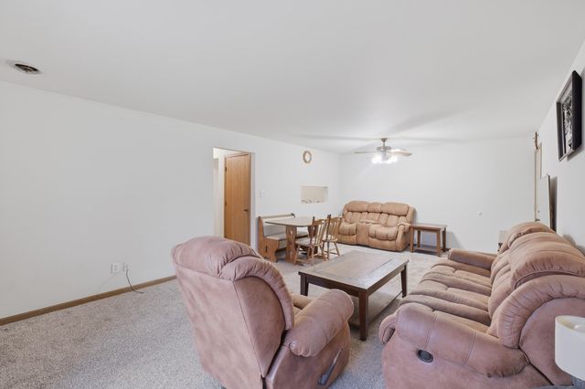 2543 Harvest Drive, Crown Point, IN 46307