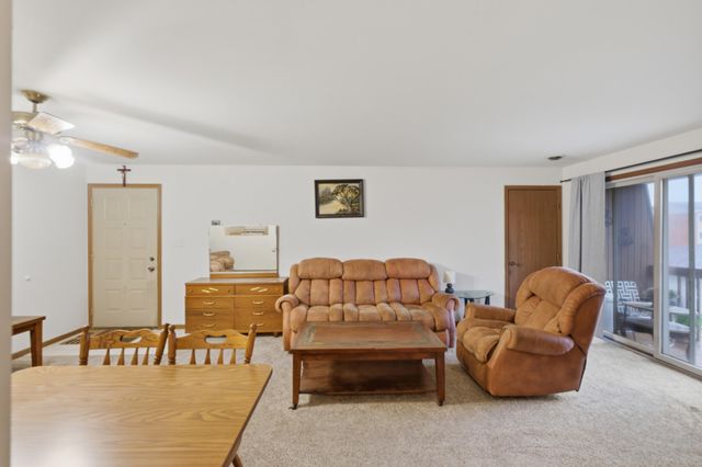 2543 Harvest Drive, Crown Point, IN 46307