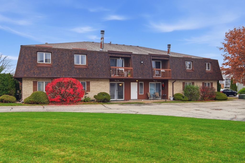 2543 Harvest Drive, Crown Point, IN 46307