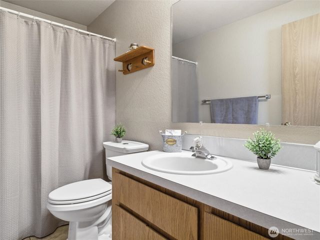 123 Upland Vista Drive, Chehalis, WA 98532