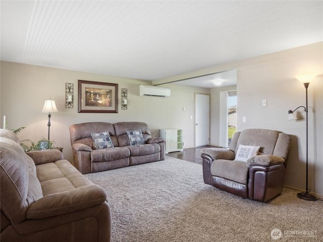 123 Upland Vista Drive, Chehalis, WA 98532