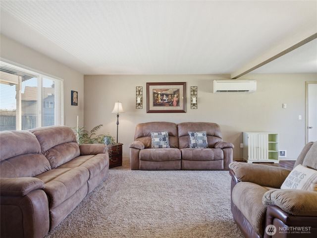 123 Upland Vista Drive, Chehalis, WA 98532