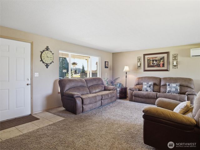 123 Upland Vista Drive, Chehalis, WA 98532