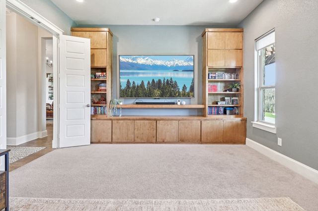 2730 Christine Lane, Midlothian, TX 76065