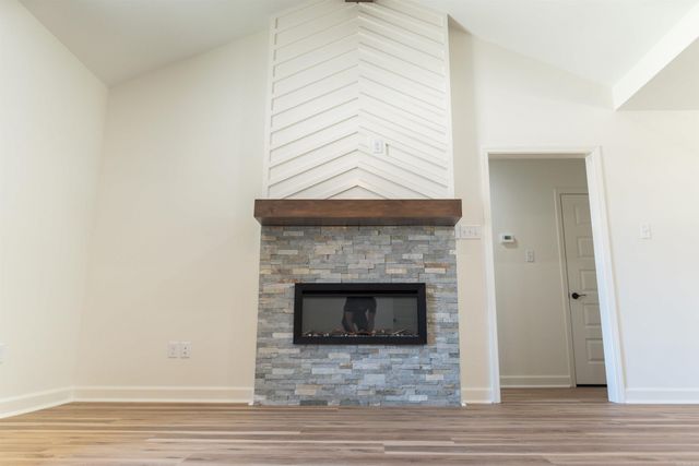 310 Millie Court, Austin, AR 72007