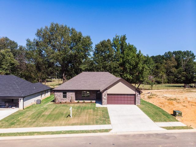 310 Millie Court, Austin, AR 72007