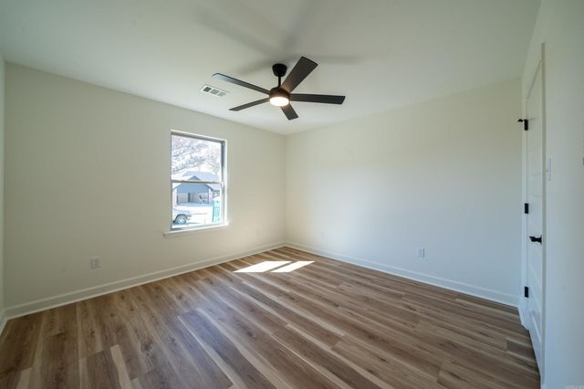310 Millie Court, Austin, AR 72007