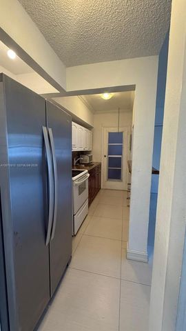 9241 Collins 1, Surfside, FL 33154