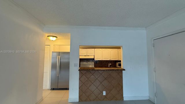 9241 Collins 1, Surfside, FL 33154