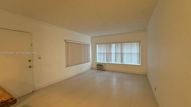 9241 Collins 1, Surfside, FL 33154