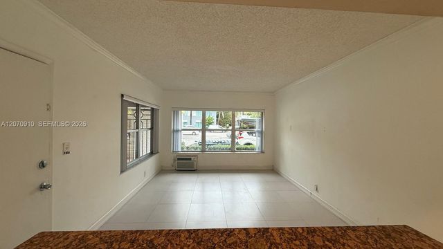 9241 Collins 1, Surfside, FL 33154