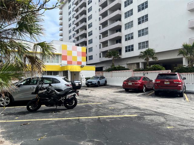 9241 Collins 1, Surfside, FL 33154