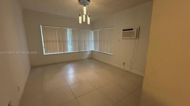 9241 Collins 1, Surfside, FL 33154