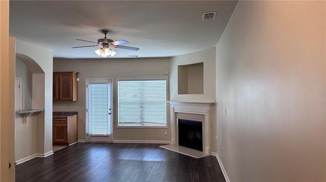 283 Oakland Hills Way, Lawrenceville, GA 30044