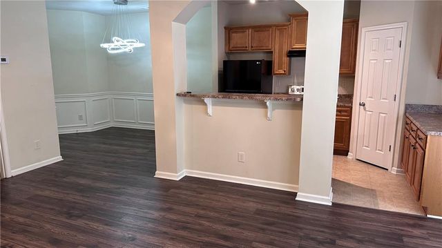 283 Oakland Hills Way, Lawrenceville, GA 30044