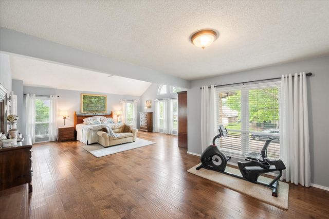 1817 Altacrest Drive, Grapevine, TX 76051