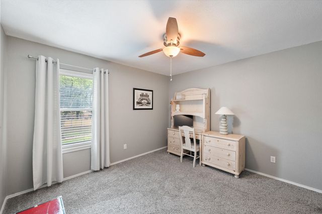 1817 Altacrest Drive, Grapevine, TX 76051