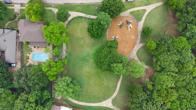 1817 Altacrest Drive, Grapevine, TX 76051