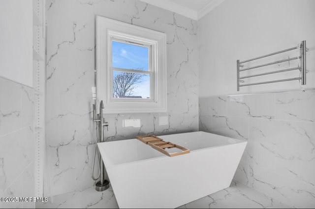 1 Private Drive, Elberon, NJ 07740