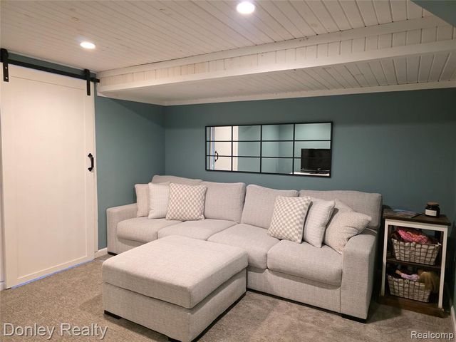 10376 Valley Drive, Goodrich, MI 48438