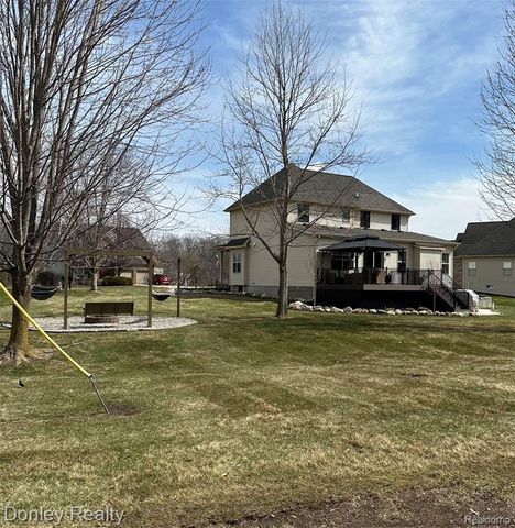 10376 Valley Drive, Goodrich, MI 48438