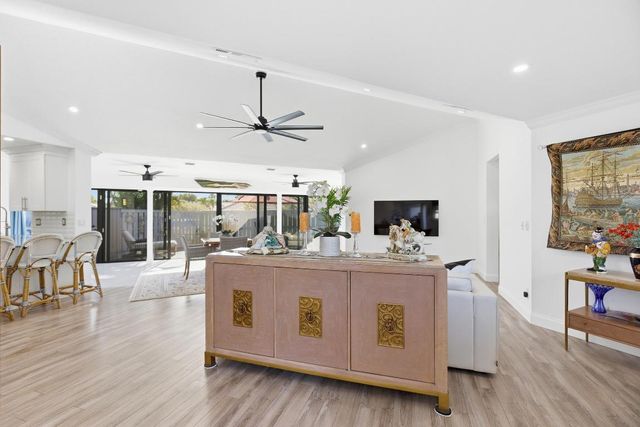 1127 E Seminole Avenue 24b, Jupiter, FL 33477