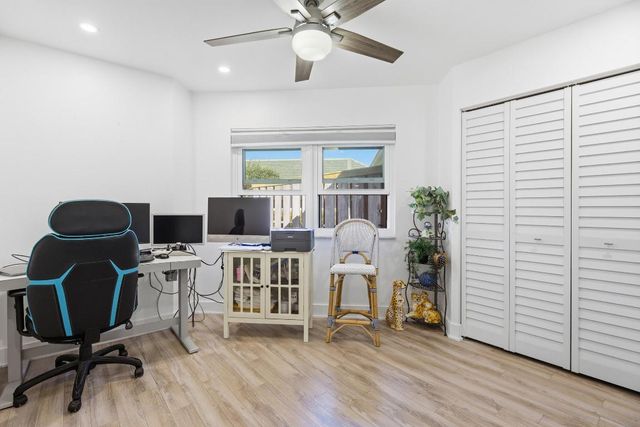 1127 E Seminole Avenue 24b, Jupiter, FL 33477