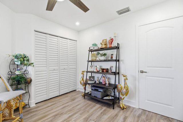 1127 E Seminole Avenue 24b, Jupiter, FL 33477