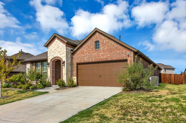 3106 Maverick Drive, Forney, TX 75126