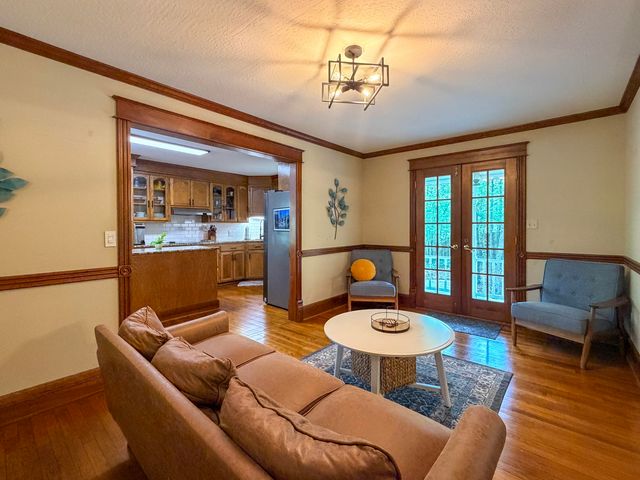 36 Summer Pl, Hattiesburg, MS 39402