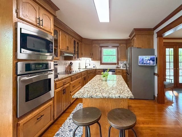 36 Summer Pl, Hattiesburg, MS 39402