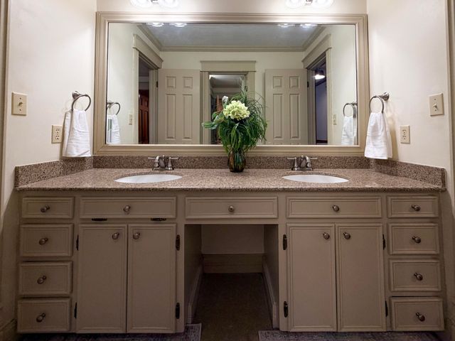 36 Summer Pl, Hattiesburg, MS 39402