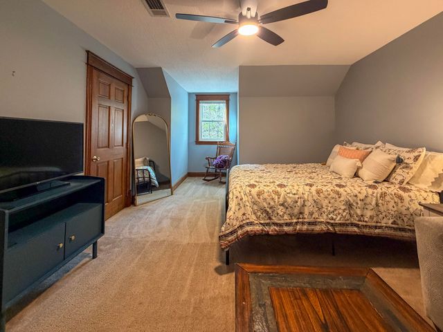 36 Summer Pl, Hattiesburg, MS 39402