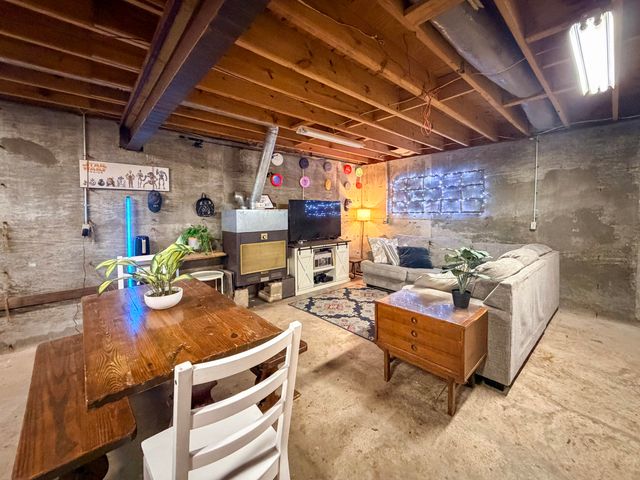 36 Summer Pl, Hattiesburg, MS 39402