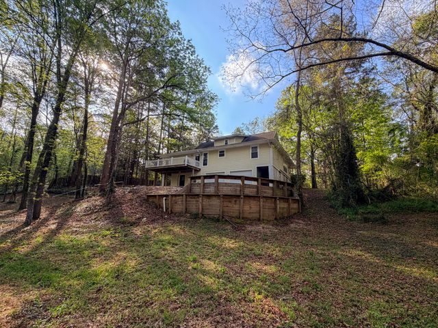 36 Summer Pl, Hattiesburg, MS 39402