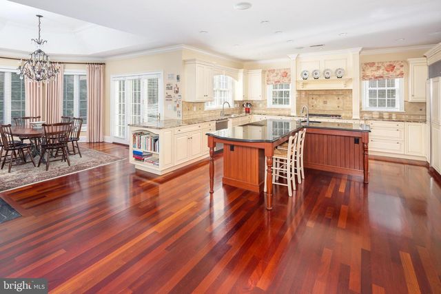 152 GRUBB RD, Malvern, PA 19355