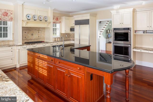 152 GRUBB RD, Malvern, PA 19355